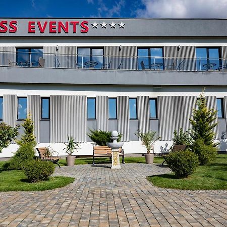 Meliss Events Hotel Craiova Bagian luar foto