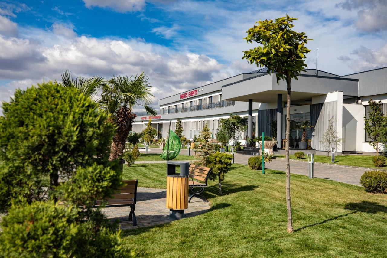 Meliss Events Hotel Craiova Bagian luar foto