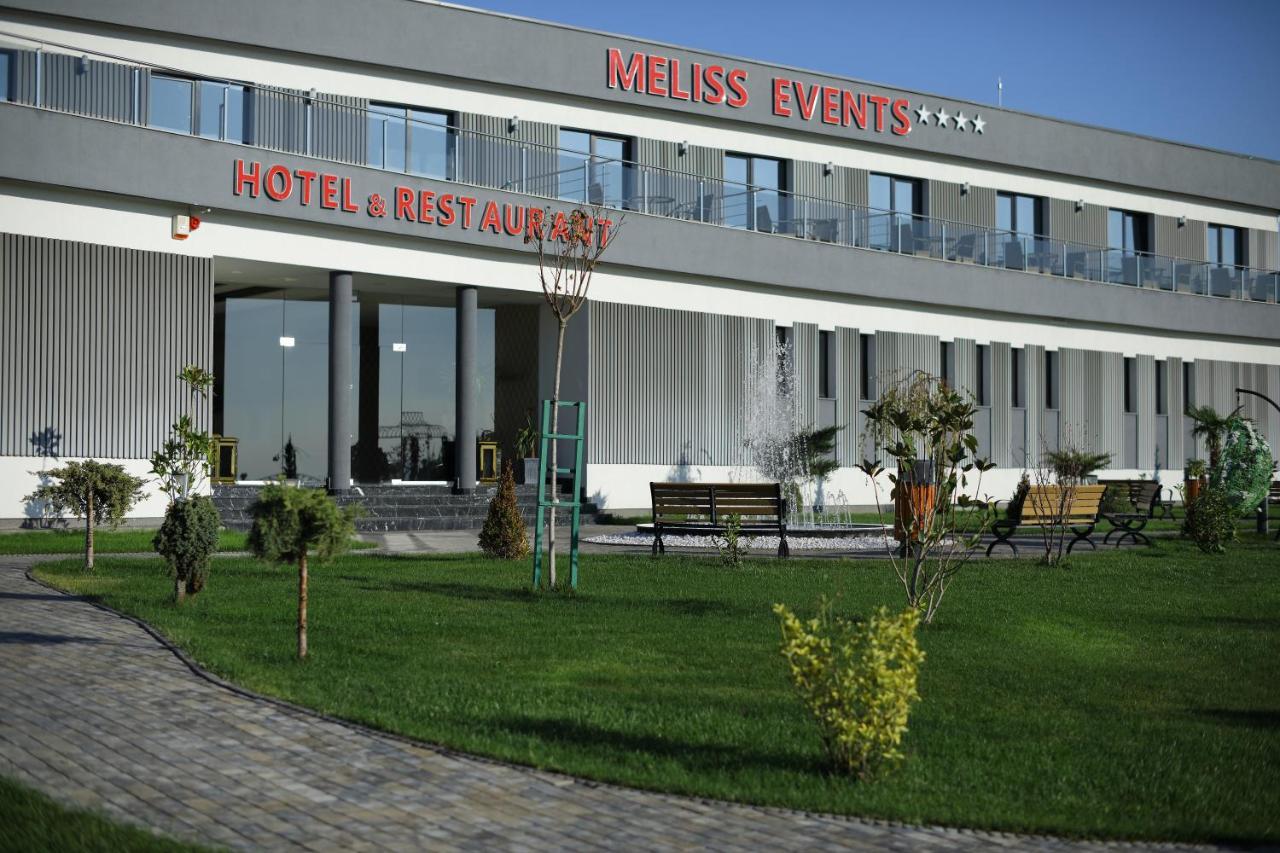 Meliss Events Hotel Craiova Bagian luar foto