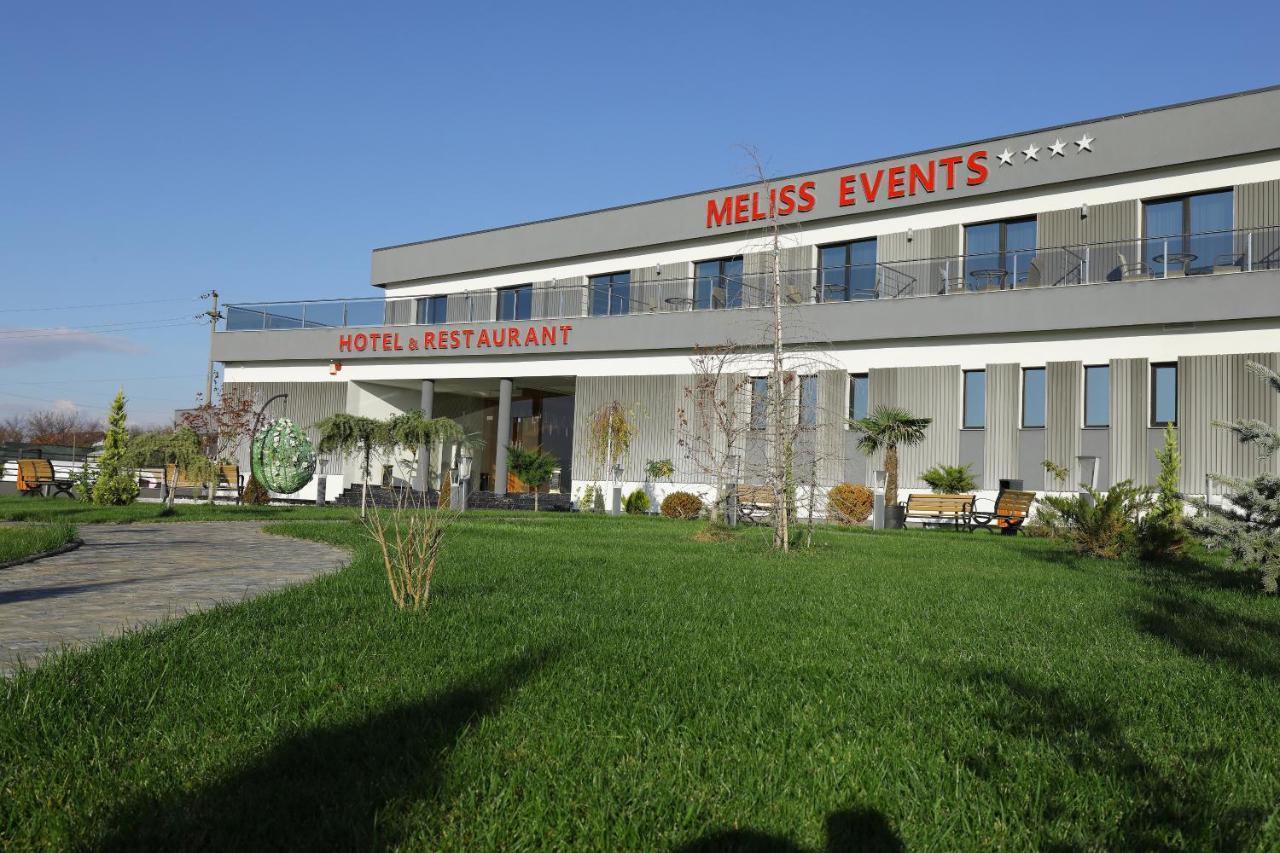 Meliss Events Hotel Craiova Bagian luar foto